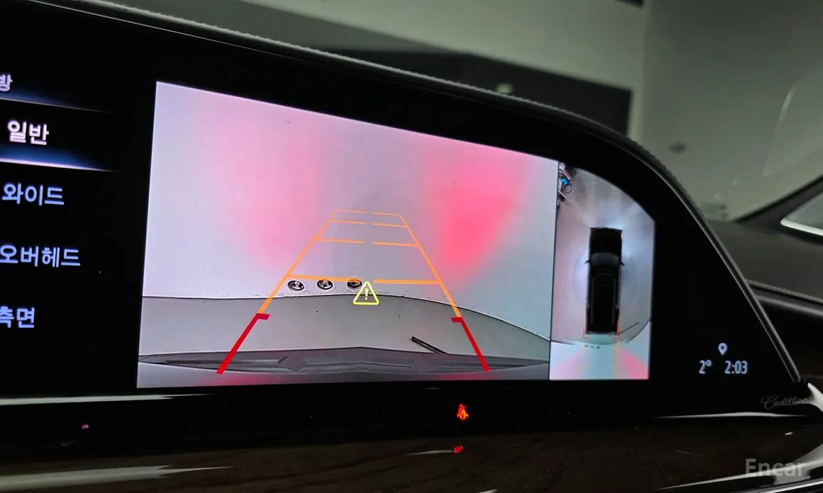 Фото 16 - Cadillac Escalade