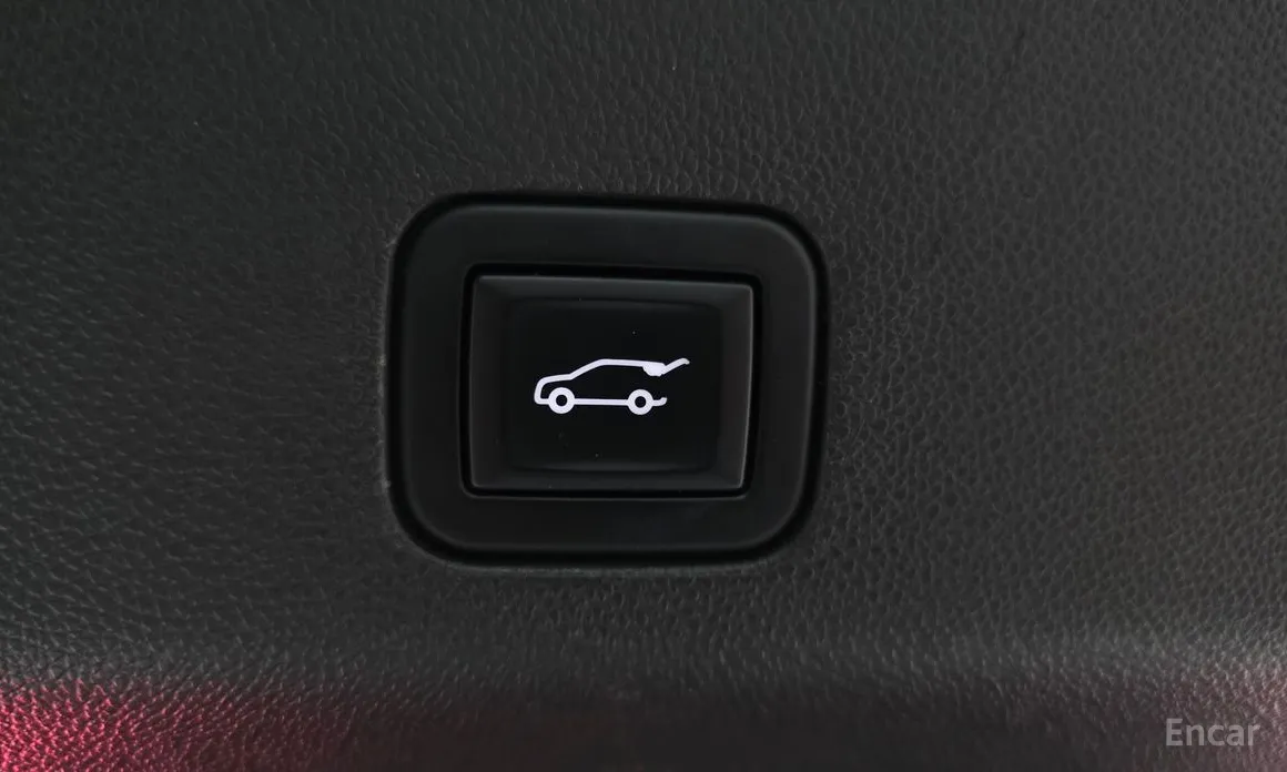 Фото 20 - Cadillac Escalade