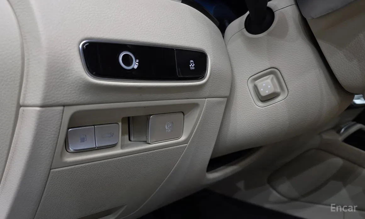 Фото 12 - Kia K9