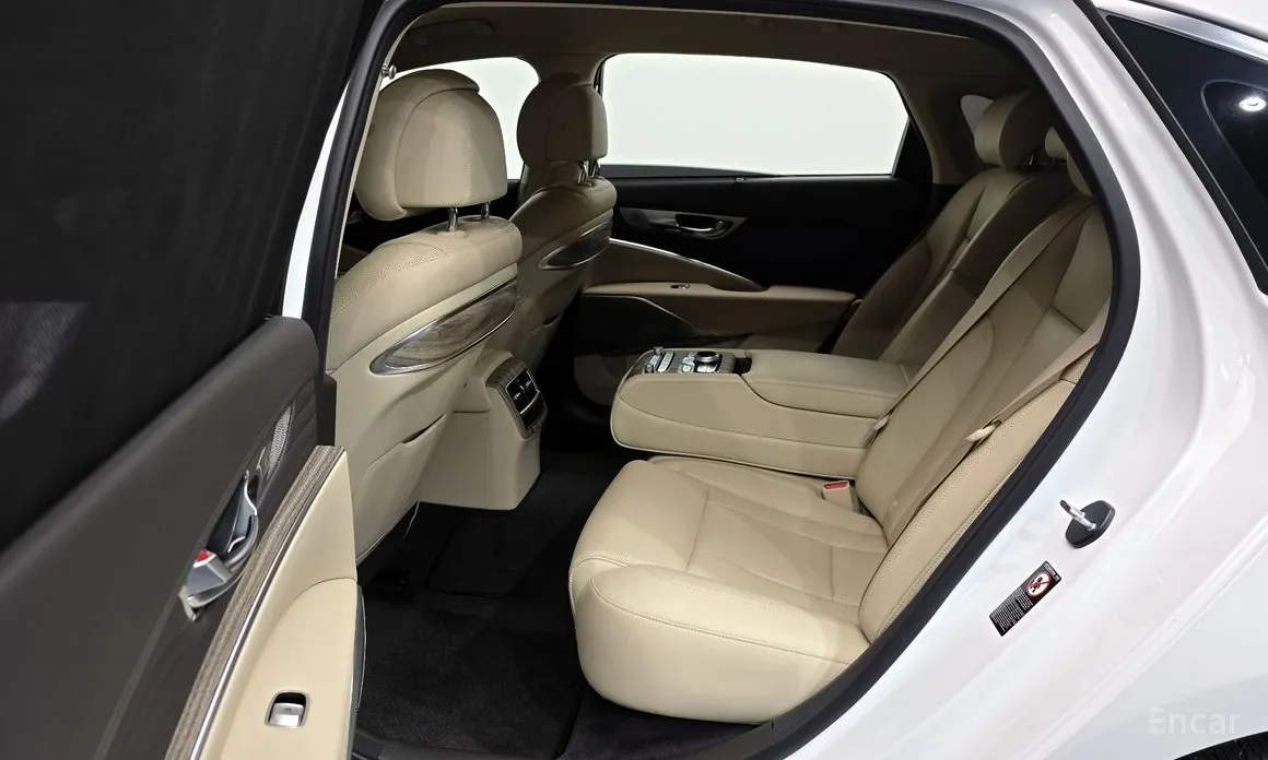 Фото 20 - Kia K9