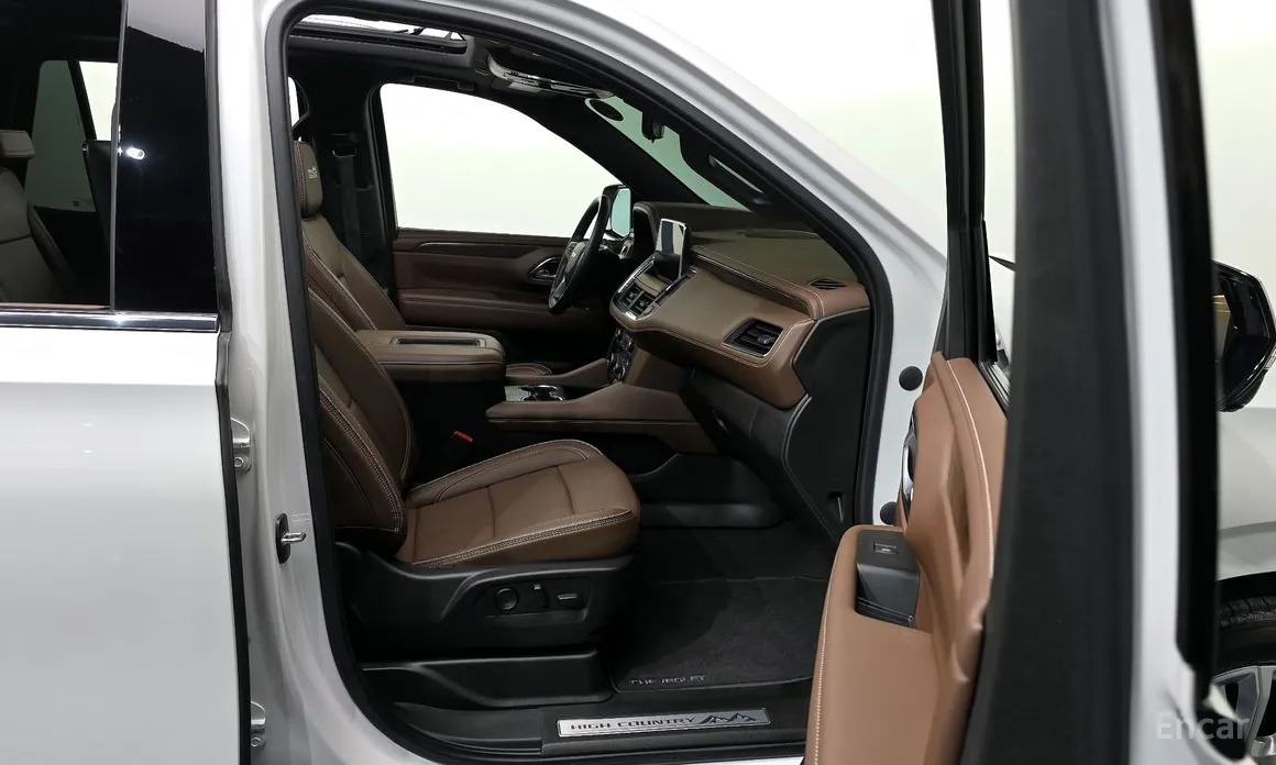 Фото 11 - Chevrolet Tahoe