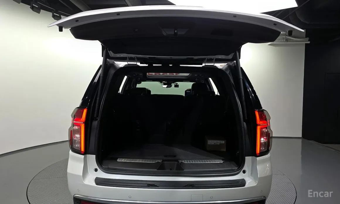 Фото 20 - Chevrolet Tahoe