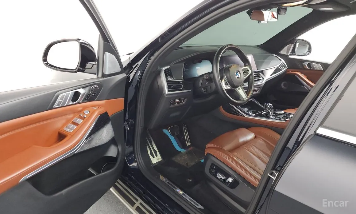 Фото 10 - BMW X7