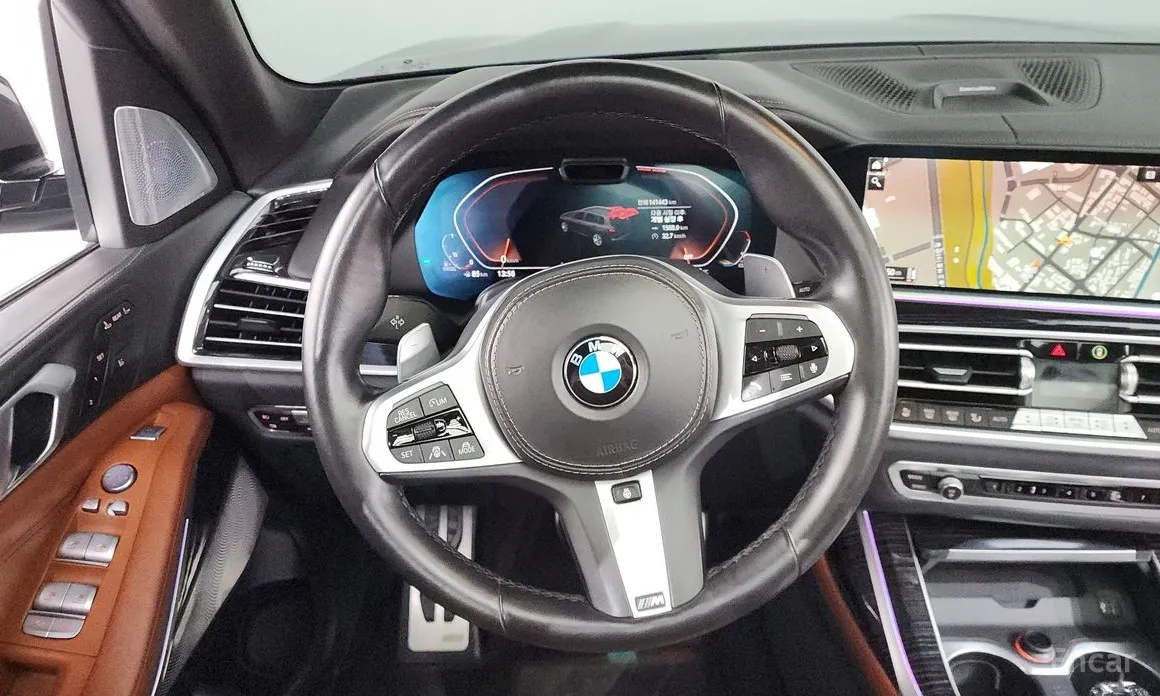 Фото 13 - BMW X7