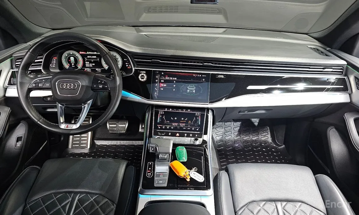 Фото 7 - Audi Q8