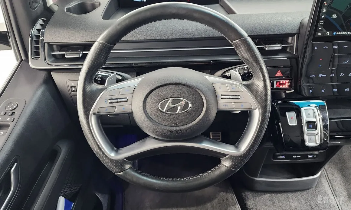 Фото 13 - Hyundai Staria