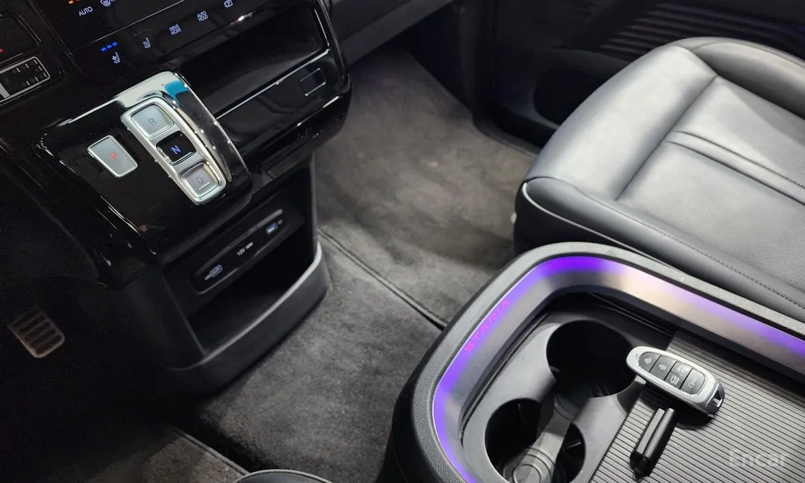 Фото 9 - Hyundai Staria