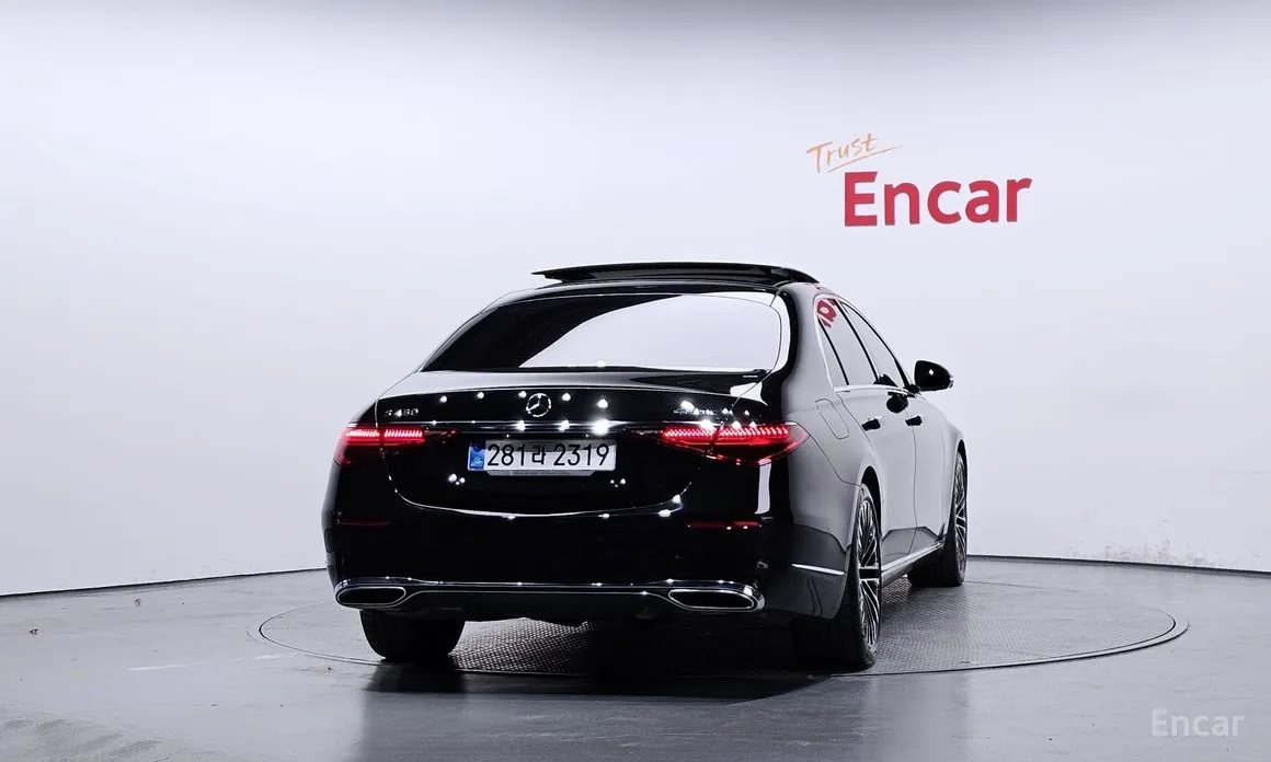 Фото 4 - Mercedes-Benz S-Class