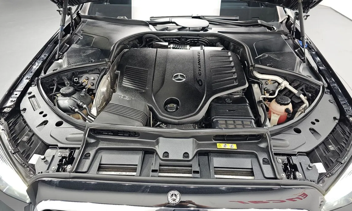 Фото 6 - Mercedes-Benz S-Class