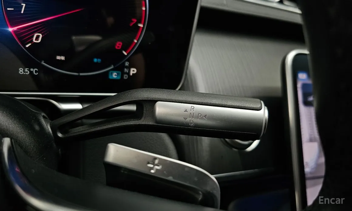 Фото 9 - Mercedes-Benz S-Class