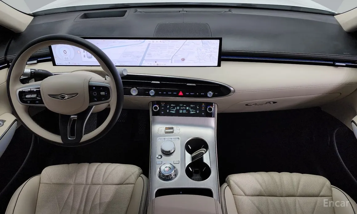 Photo 7 - Genesis GV70