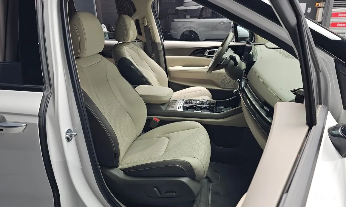 Фото 12 - Kia Carnival