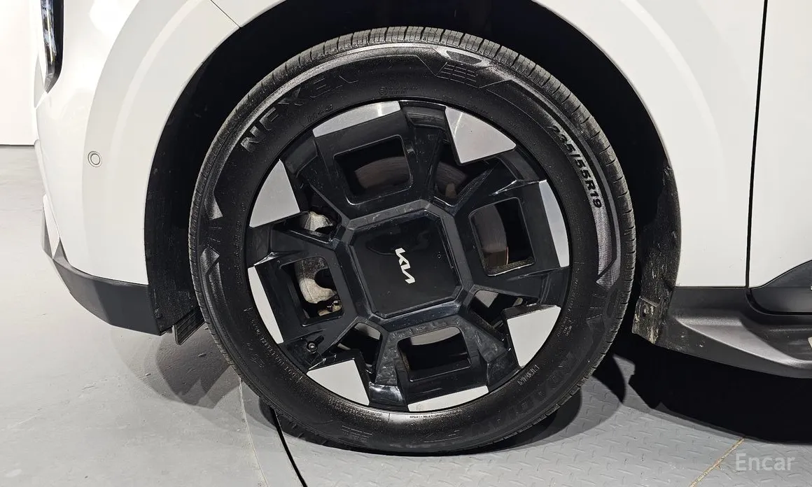 Фото 5 - Kia Carnival