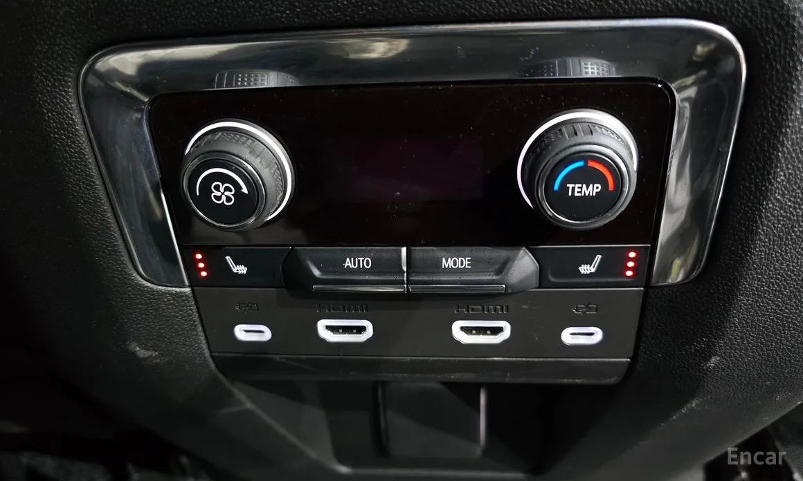 Фото 18 - Chevrolet Tahoe