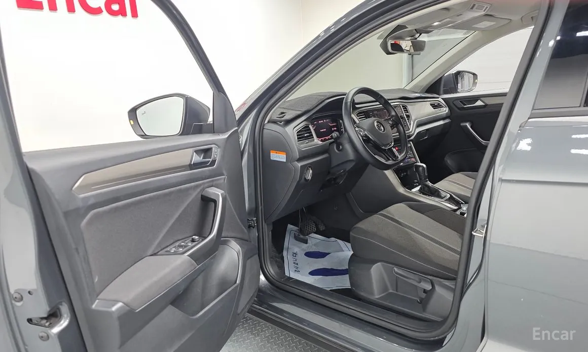 Фото 10 - Volkswagen T-Roc