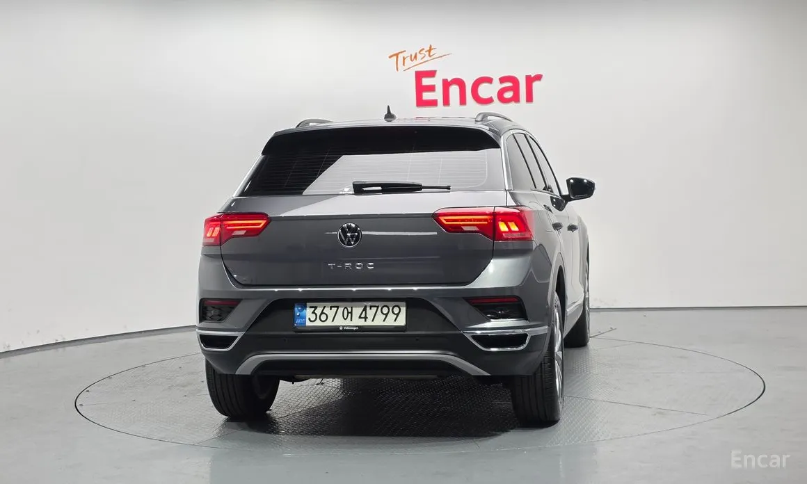 Фото 4 - Volkswagen T-Roc