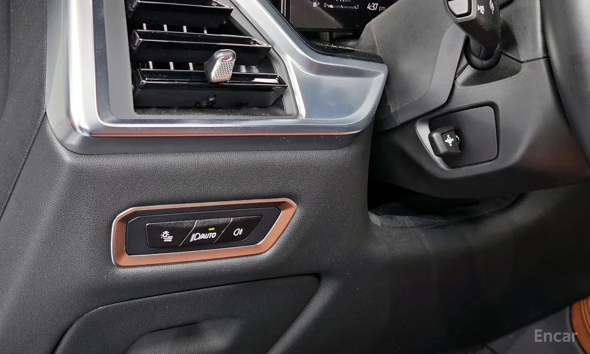 Фото 15 - BMW X7