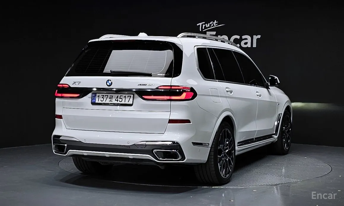 Фото 2 - BMW X7