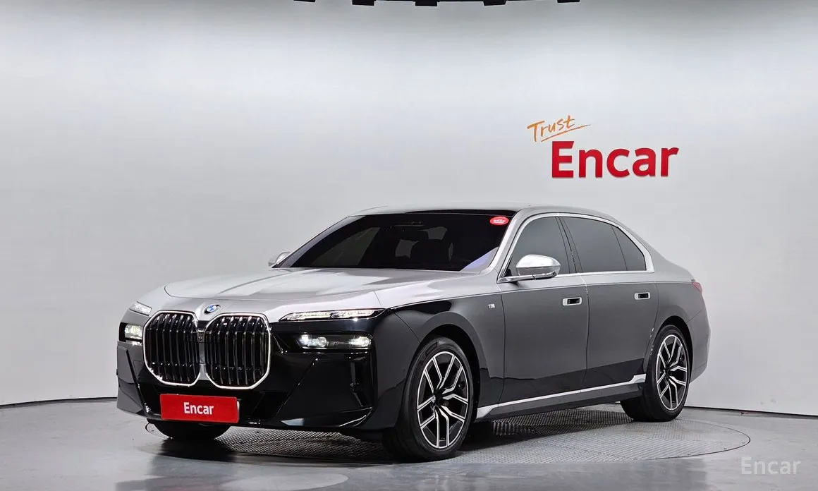 Фото 1 - BMW 7 Series