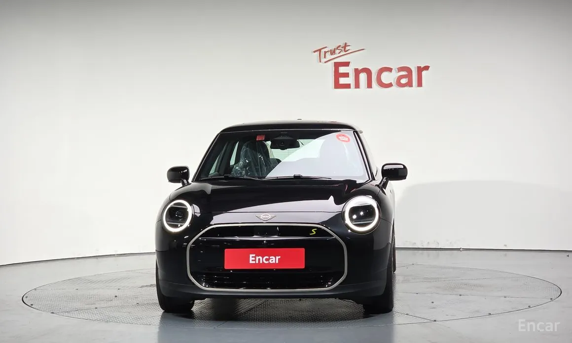 Фото 3 - Mini Cooper