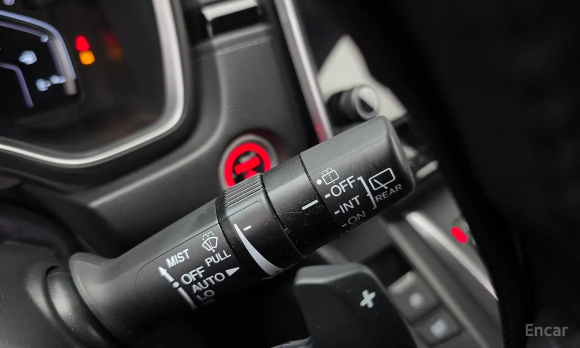 Фото 17 - Honda CR-V