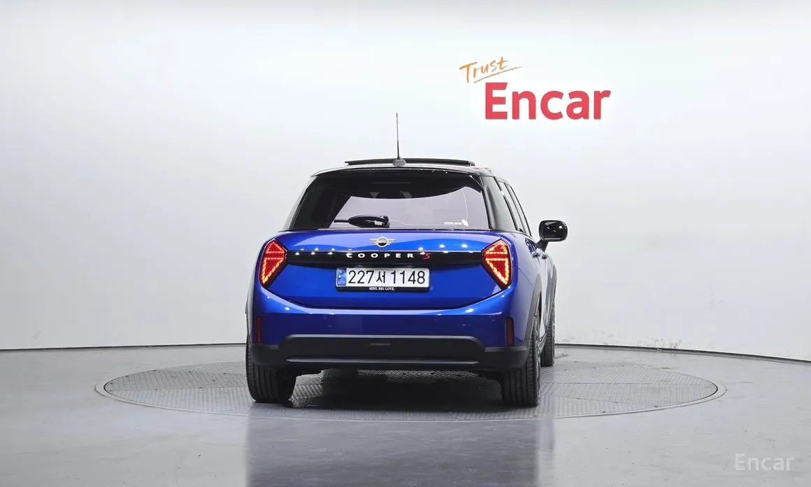 Фото 4 - Mini Cooper