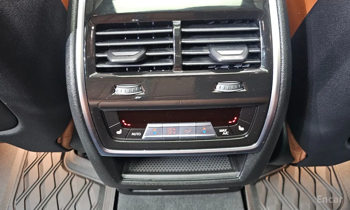 Фото 18 - BMW X5