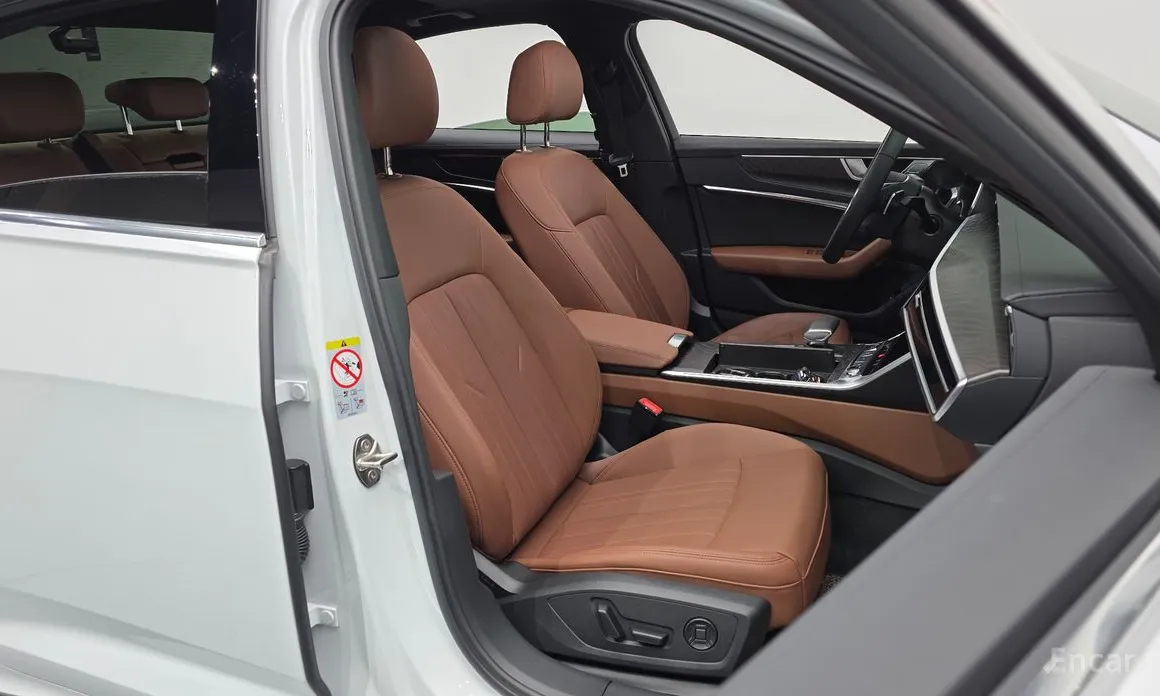 Фото 10 - Audi A6