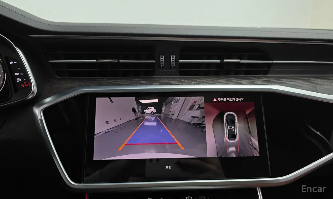 Фото 14 - Audi A6