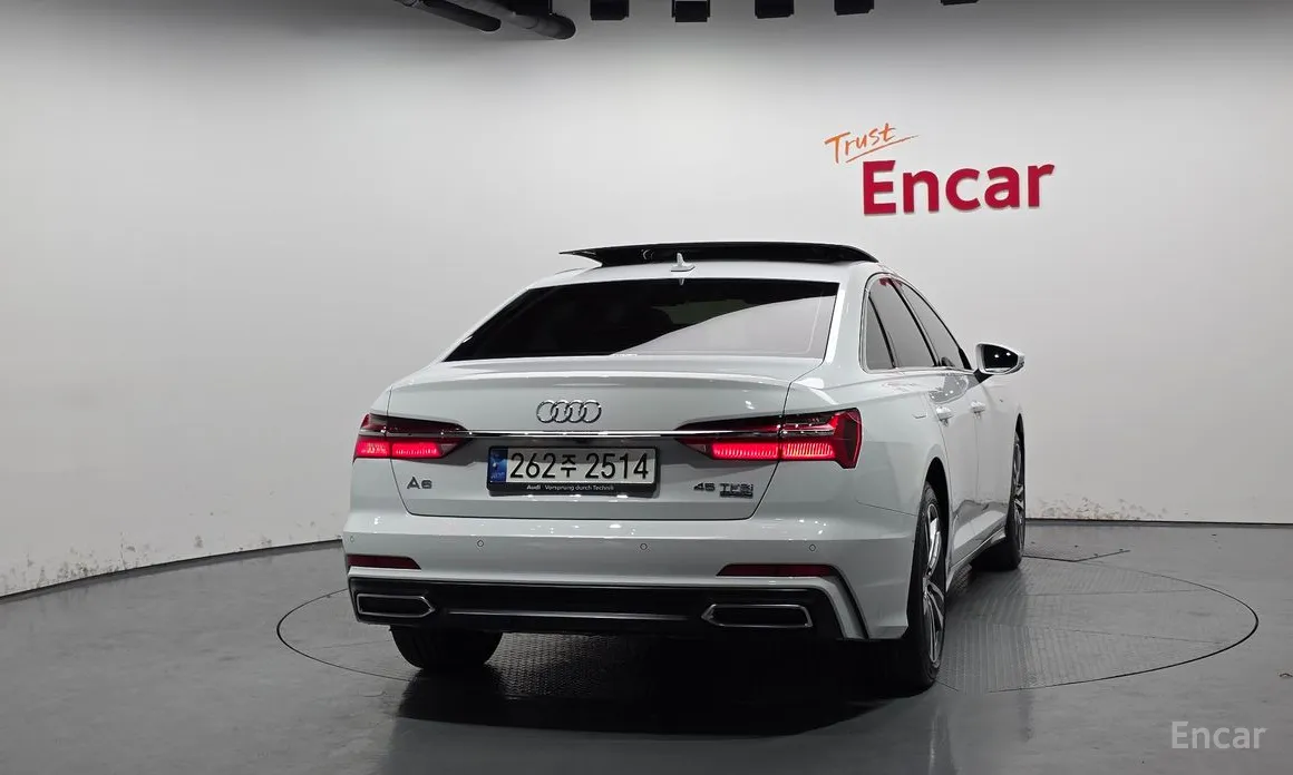 Фото 4 - Audi A6