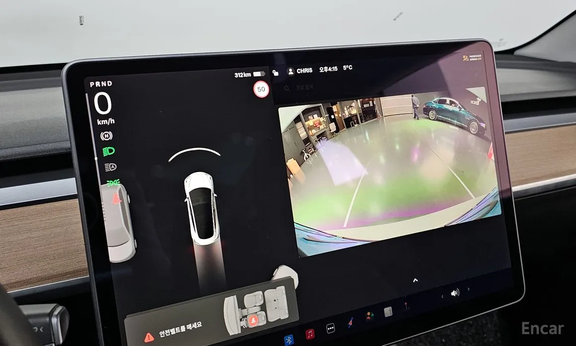 Фото 13 - Tesla Model 3