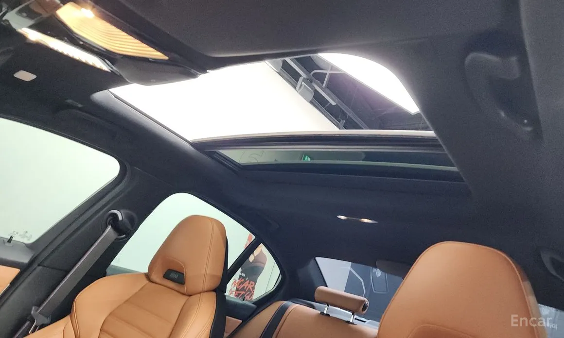 Фото 19 - BMW 3 Series