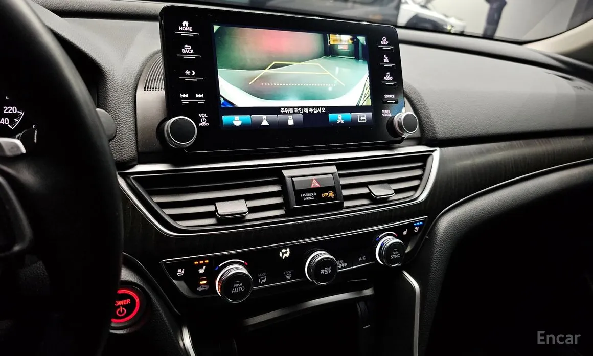 Фото 15 - Honda Accord