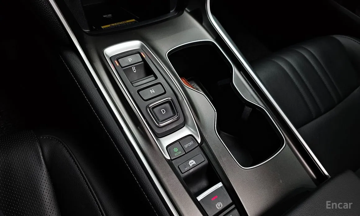 Фото 9 - Honda Accord