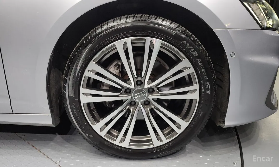 Фото 5 - Audi A6