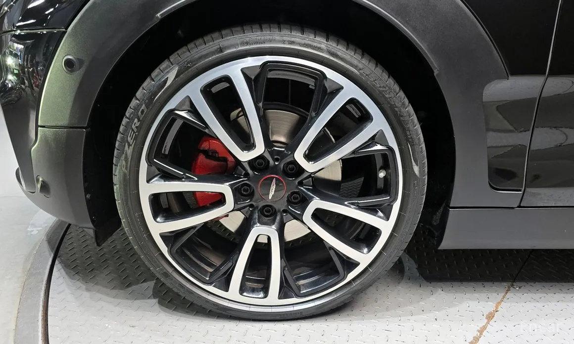 Фото 5 - Mini Clubman