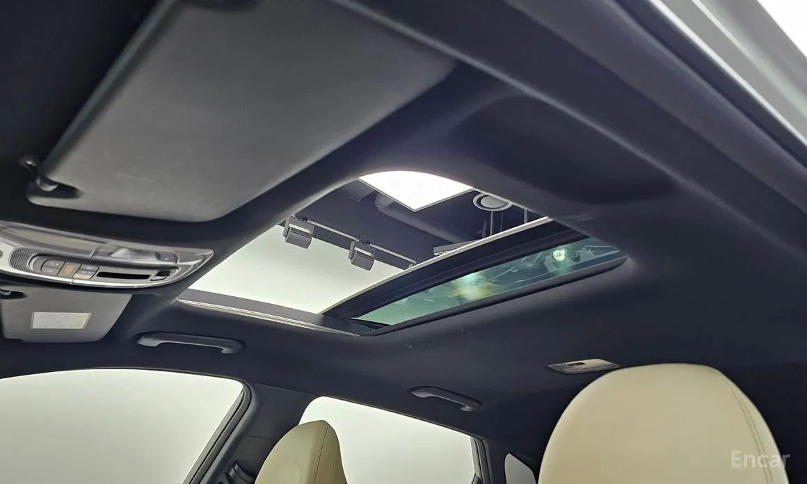 Фото 13 - Hyundai Kona