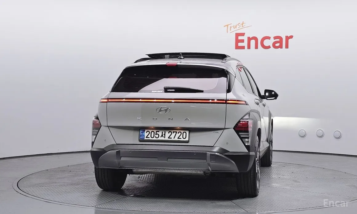 Фото 4 - Hyundai Kona