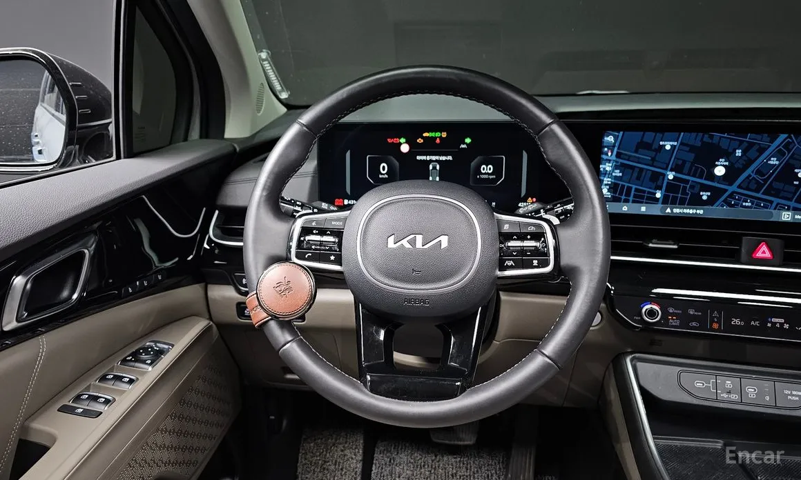 Фото 14 - Kia Carnival