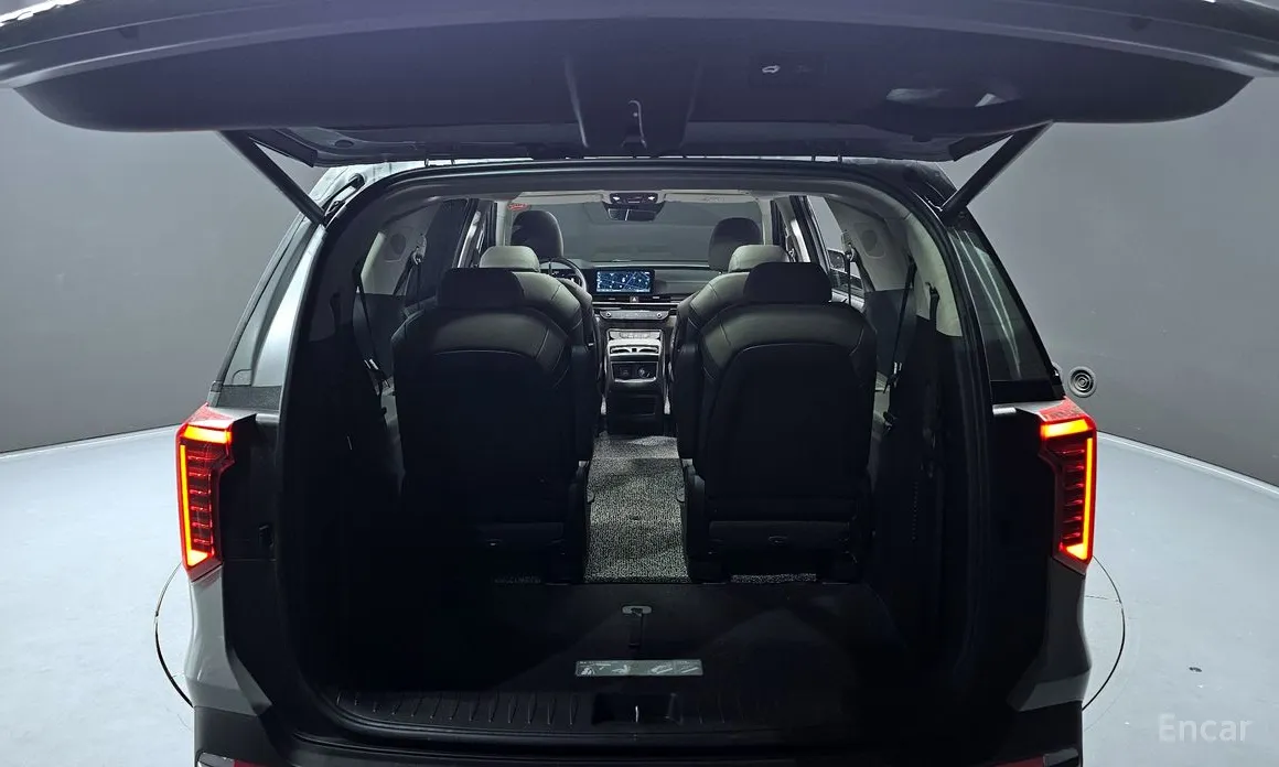 Фото 20 - Kia Carnival