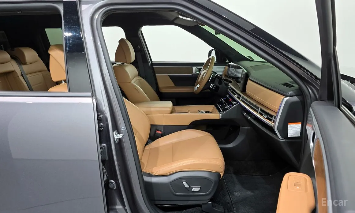 Фото 11 - Hyundai Santa Fe