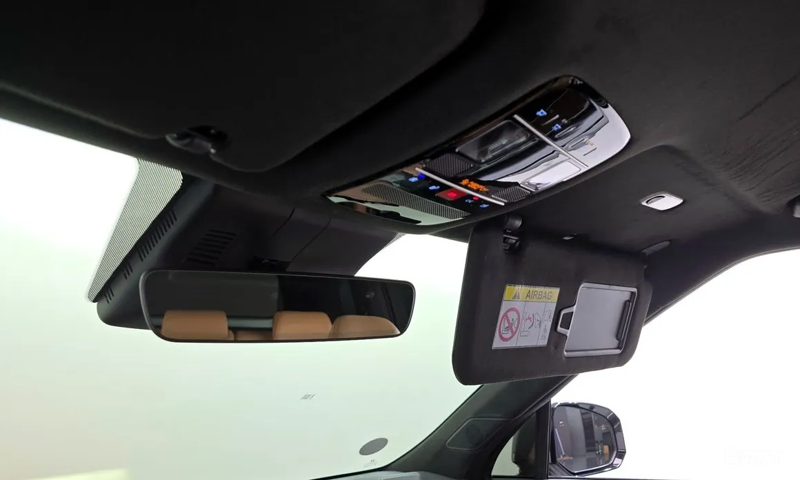 Фото 18 - Hyundai Santa Fe