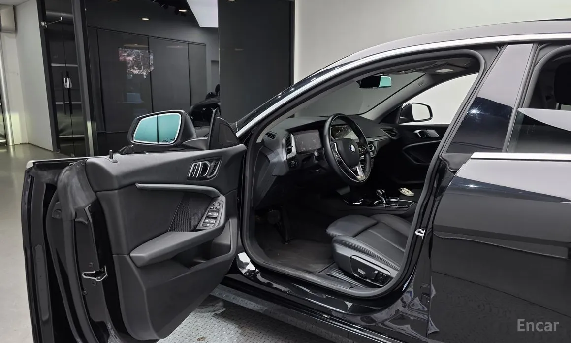 Фото 11 - BMW 2 Series