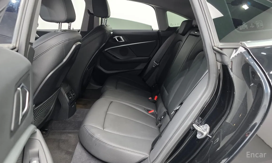 Фото 12 - BMW 2 Series