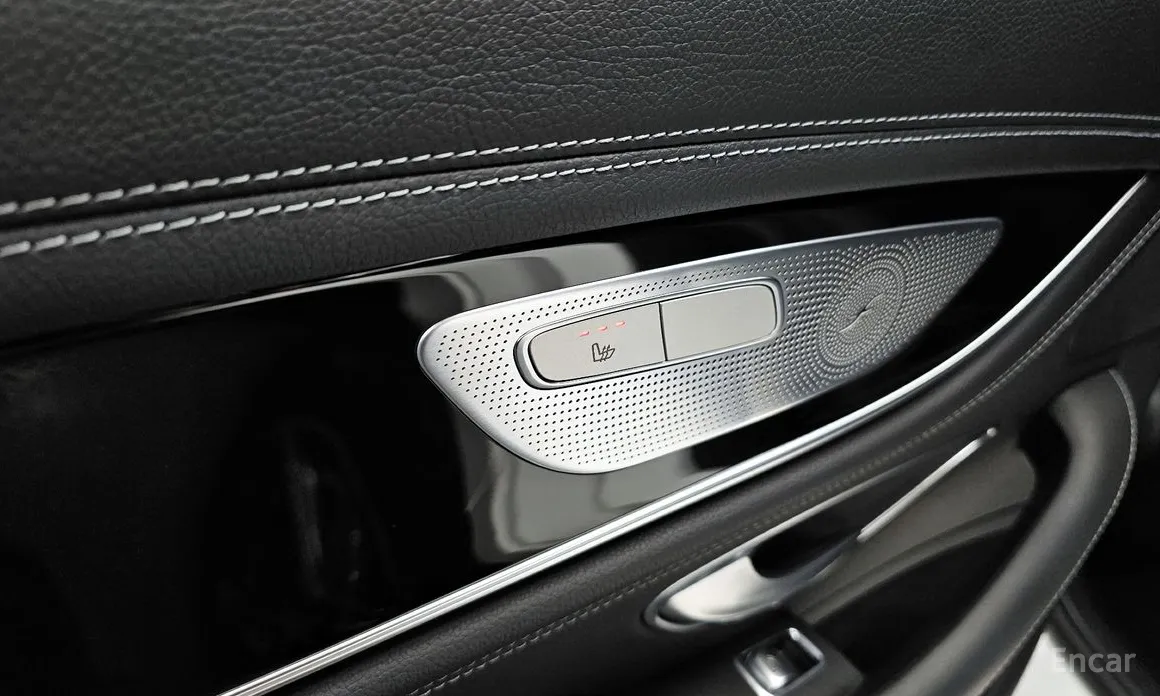 Фото 19 - Mercedes-Benz AMG GT