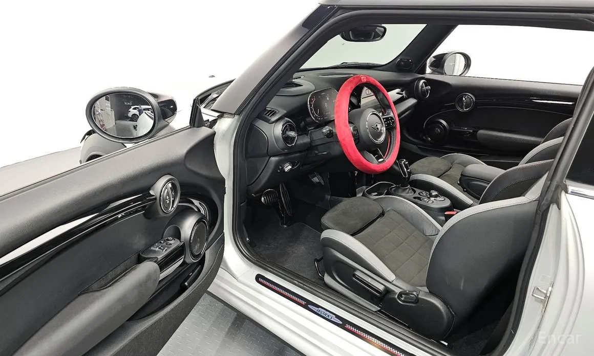 Фото 10 - Mini Cooper