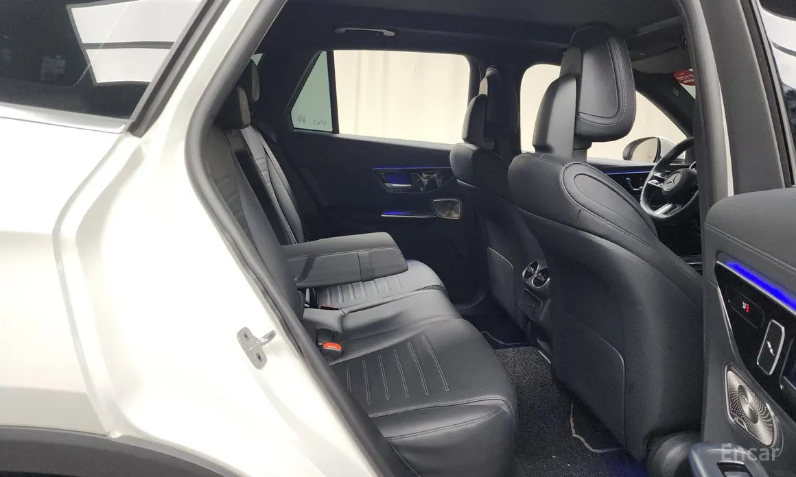 Фото 12 - Mercedes-Benz GLC-Class