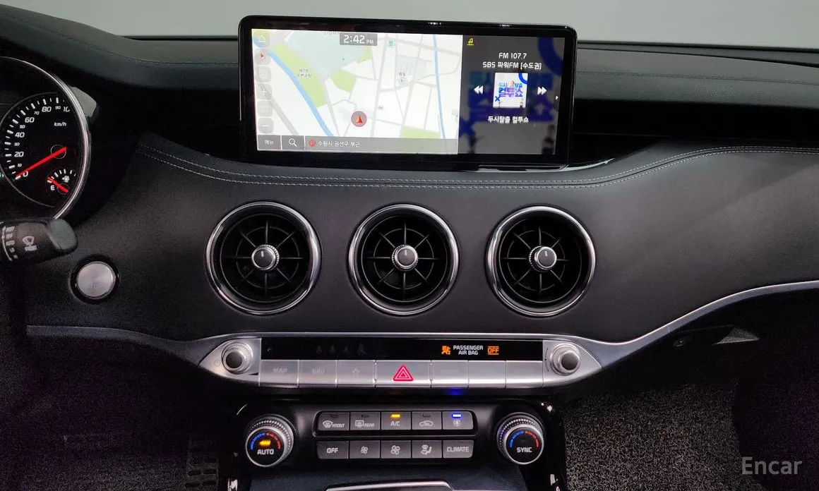 Фото 14 - Kia Stinger