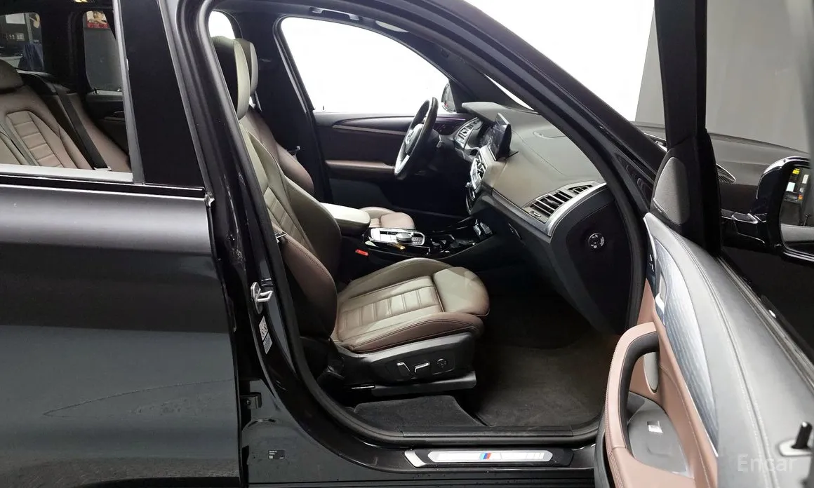 Фото 11 - BMW iX3