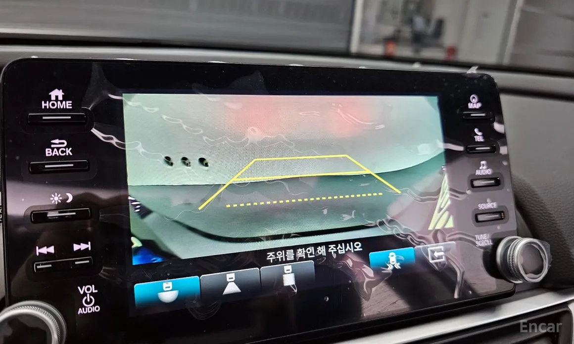 Фото 16 - Honda Accord